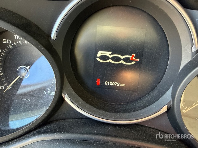 2017 Fiat 500L Automobile - Легковий автомобіль: фото 1 2017 Fiat 500L Automobile - Легковий автомобіль: фото 1