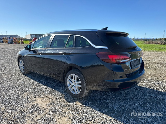 2017 Opel Astra Sport Tourer Automobile - Легковий автомобіль: фото 4 2017 Opel Astra Sport Tourer Automobile - Легковий автомобіль: фото 4