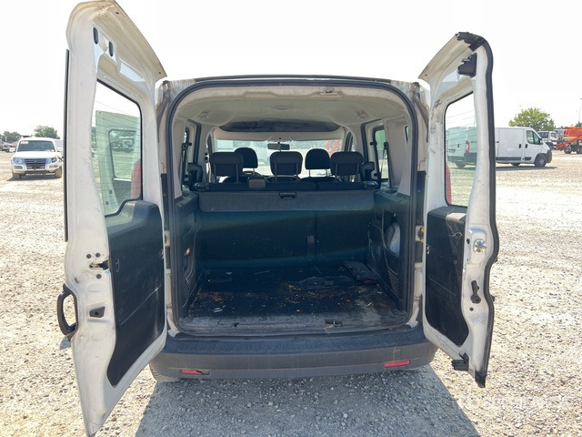 2018 Fiat Doblo COMBI 1.3 MJT 16V SX N1 Van Truck - Суцільнометалевий фургон: фото 5 2018 Fiat Doblo COMBI 1.3 MJT 16V SX N1 Van Truck - Суцільнометалевий фургон: фото 5