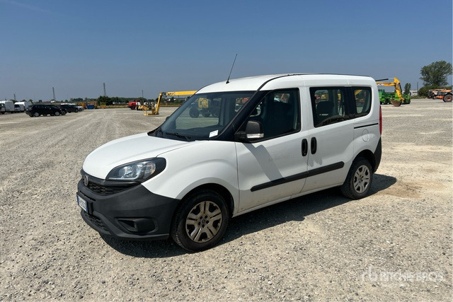 2018 Fiat Doblo COMBI 1.3 MJT 16V SX N1 Van Truck - Суцільнометалевий фургон: фото 1 2018 Fiat Doblo COMBI 1.3 MJT 16V SX N1 Van Truck - Суцільнометалевий фургон: фото 1