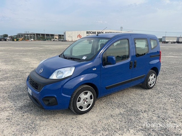 2019 Fiat Qubo Autocarro furgonato - Вантажопасажирський фургон: фото 1 2019 Fiat Qubo Autocarro furgonato - Вантажопасажирський фургон: фото 1