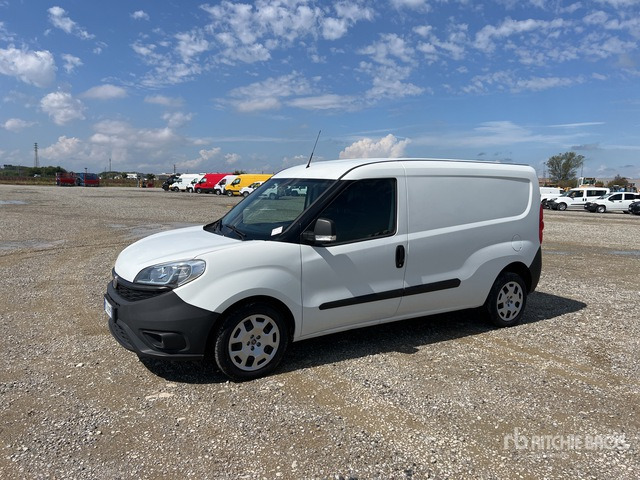 2020 Fiat Doblo CARGO MAXI 1.6 MJET 120CV LOUNGE Van Truck - Легковий фургон: фото 1 2020 Fiat Doblo CARGO MAXI 1.6 MJET 120CV LOUNGE Van Truck - Легковий фургон: фото 1