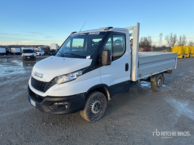 2020 Iveco Daily 35S14 4x2 Flatbed Truck - Бортова вантажівка/ Платформа: фото 1 2020 Iveco Daily 35S14 4x2 Flatbed Truck - Бортова вантажівка/ Платформа: фото 1