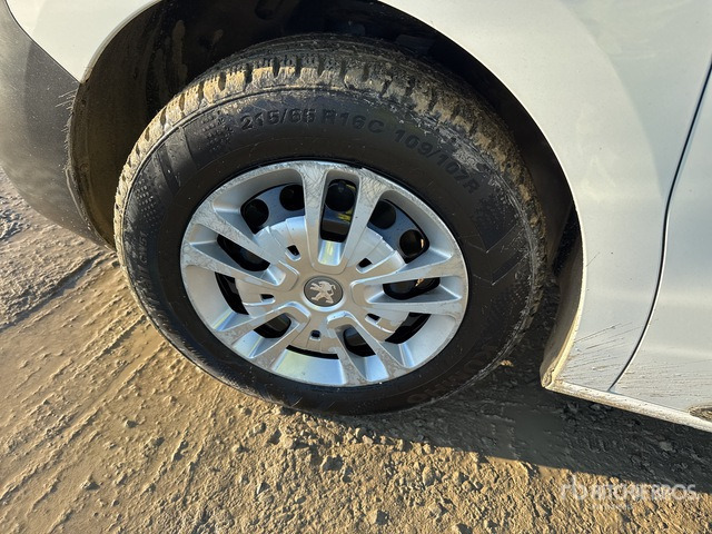 2020 Peugeot Expert 2.0 BLUEHDI 120 SeS PREMIUM STAND Van Truck - Вантажівка з закритим кузовом: фото 5 2020 Peugeot Expert 2.0 BLUEHDI 120 SeS PREMIUM STAND Van Truck - Вантажівка з закритим кузовом: фото 5