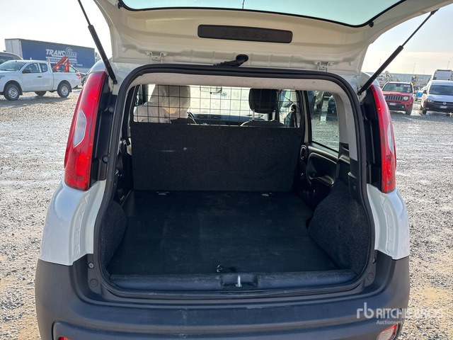 2021 Fiat Panda 900CC 85CV VAN E6D SeS 4X4 2P Van Truck - Вантажівка з закритим кузовом: фото 4 2021 Fiat Panda 900CC 85CV VAN E6D SeS 4X4 2P Van Truck - Вантажівка з закритим кузовом: фото 4