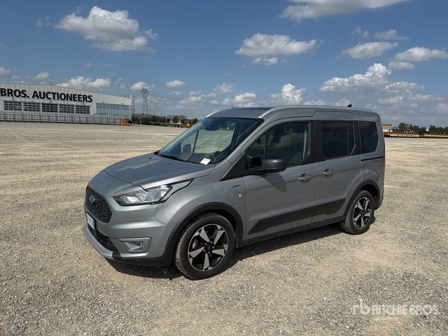 2021 Ford Tourneo Connect 5 seats Van Truck - Легковий фургон: фото 2 2021 Ford Tourneo Connect 5 seats Van Truck - Легковий фургон: фото 2