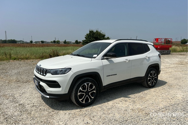 2021 Jeep Compass 1.3 T4 PHEV 190CV LIMITED 4XE SUV - Позашляховик: фото 3 2021 Jeep Compass 1.3 T4 PHEV 190CV LIMITED 4XE SUV - Позашляховик: фото 3