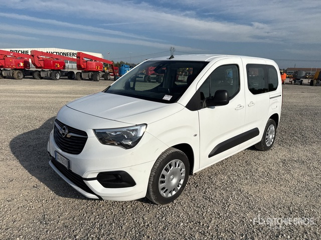 2021 Opel Combo LIFE 1.5 D 100CV EDITION PLUS L ... Van Truck - Легковий фургон: фото 1 2021 Opel Combo LIFE 1.5 D 100CV EDITION PLUS L ... Van Truck - Легковий фургон: фото 1