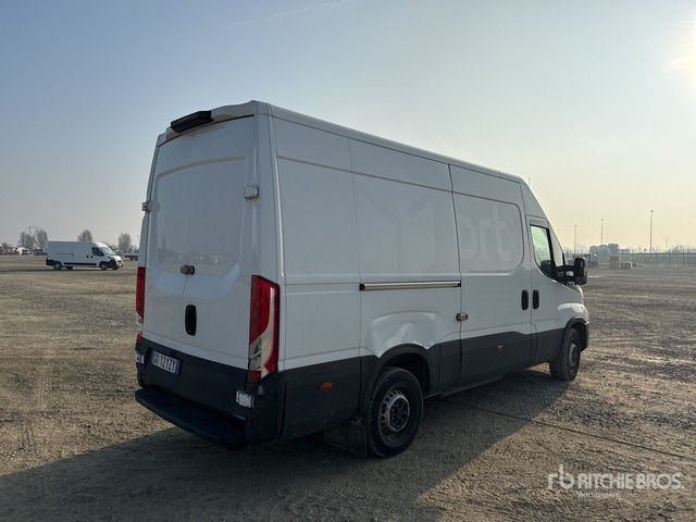 2022 Iveco Daily 35 CNG 35S14NV 3520L H2 BLUE P Van Truck - Вантажівка з закритим кузовом: фото 3 2022 Iveco Daily 35 CNG 35S14NV 3520L H2 BLUE P Van Truck - Вантажівка з закритим кузовом: фото 3
