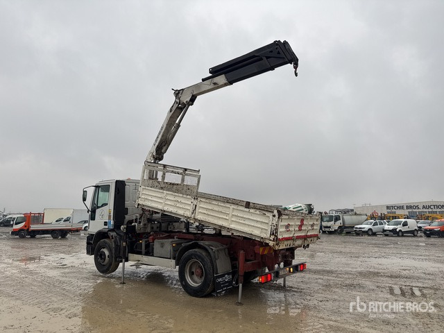 2022 Iveco Eurocargo 35 Bonfiglioli P10200L on 4x2 Dump Truck with Crane - Самоскид вантажівка: фото 2 2022 Iveco Eurocargo 35 Bonfiglioli P10200L on 4x2 Dump Truck with Crane - Самоскид вантажівка: фото 2
