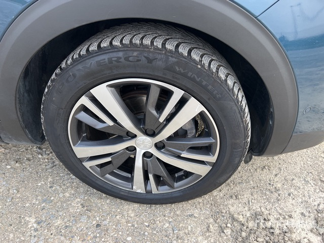 2022 Peugeot 3008 BLUEHDI 130 SeS ALLURE SUV - Позашляховик: фото 4 2022 Peugeot 3008 BLUEHDI 130 SeS ALLURE SUV - Позашляховик: фото 4