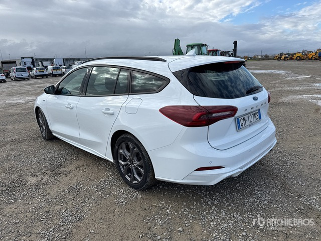 2023 Ford Focus 1.5 ECOBLUE 120CV ST-LINE AUTO Station Wagon - Універсал: фото 2 2023 Ford Focus 1.5 ECOBLUE 120CV ST-LINE AUTO Station Wagon - Універсал: фото 2
