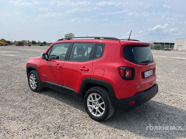 Jeep Renegade SUV - Позашляховик: фото 3 Jeep Renegade SUV - Позашляховик: фото 3