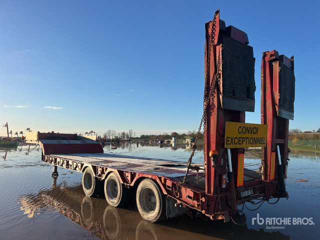 2002 Robuste Kaiser S5703P Tri/A Semi-Remorque Porte-Engin ... Lowboy Trailer - Низькорамна платформа напівпричіп: фото 4 2002 Robuste Kaiser S5703P Tri/A Semi-Remorque Porte-Engin ... Lowboy Trailer - Низькорамна платформа напівпричіп: фото 4
