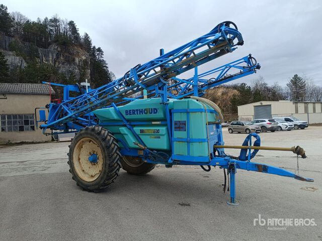 2005 Berthoud Racer 25 20 m S/A Pull-Type Sprayer - Обприскувач причіпний: фото 1 2005 Berthoud Racer 25 20 m S/A Pull-Type Sprayer - Обприскувач причіпний: фото 1