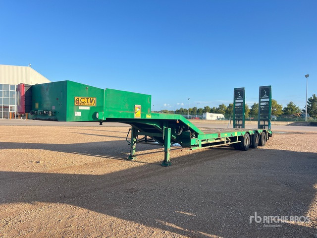 2006 ACTM S46315 Semi-Remorque Porte-Engins 3 Es ... Lowboy Trailer - Низькорамна платформа напівпричіп: фото 1 2006 ACTM S46315 Semi-Remorque Porte-Engins 3 Es ... Lowboy Trailer - Низькорамна платформа напівпричіп: фото 1