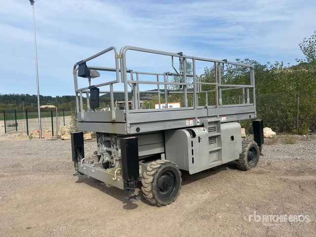 2009 Haulotte H12SX 4x4 Diesel Nacelle Ciseau Scissor Lift - Ножичний підйомник: фото 2 2009 Haulotte H12SX 4x4 Diesel Nacelle Ciseau Scissor Lift - Ножичний підйомник: фото 2