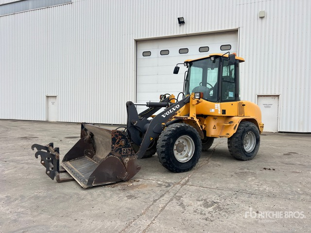 2009 Volvo L30B-Z Chargeuse Sur Pneus Wheel Loader - Колісний навантажувач: фото 1 2009 Volvo L30B-Z Chargeuse Sur Pneus Wheel Loader - Колісний навантажувач: фото 1