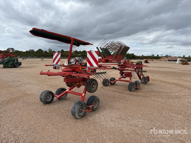 2011 Kverneland 9071 S Vario 7.10 m 2 Rotor Andaineur Hay Rake - Сіноворушилка: фото 4 2011 Kverneland 9071 S Vario 7.10 m 2 Rotor Andaineur Hay Rake - Сіноворушилка: фото 4