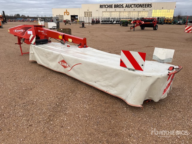 2012 Kuhn GMD4410-FF 4350 mm 3-Point Hitch Faucheuse Disc Mower - Косарка: фото 2 2012 Kuhn GMD4410-FF 4350 mm 3-Point Hitch Faucheuse Disc Mower - Косарка: фото 2