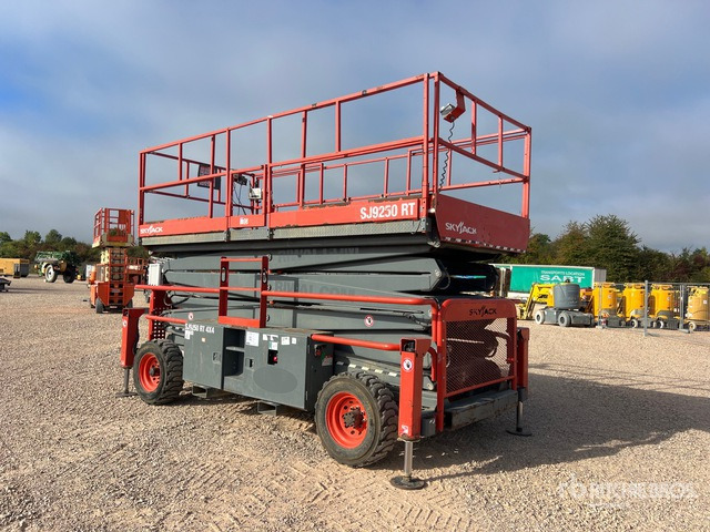 2018 Skyjack SJ9250 RT 4x4 Nacelle Ciseaux Scissor Lift - Ножичний підйомник: фото 4 2018 Skyjack SJ9250 RT 4x4 Nacelle Ciseaux Scissor Lift - Ножичний підйомник: фото 4