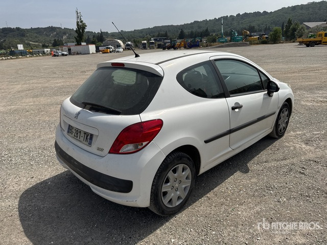 2011 Peugeot 207 Vehicule Utilitaire (Inoperable) Cargo Van - Комерційний автомобіль: фото 3 2011 Peugeot 207 Vehicule Utilitaire (Inoperable) Cargo Van - Комерційний автомобіль: фото 3