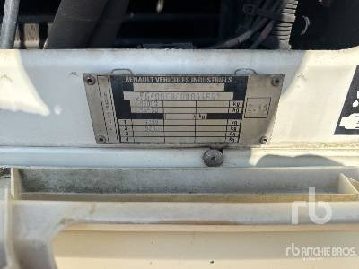RENAULT MIDLINER M180 1994 HMF Z43K2B3 1525 kg on 4x2 ... - Самоскид вантажівка, Вантажівка з маніпулятором: фото 5 RENAULT MIDLINER M180 1994 HMF Z43K2B3 1525 kg on 4x2 ... - Самоскид вантажівка, Вантажівка з маніпулятором: фото 5