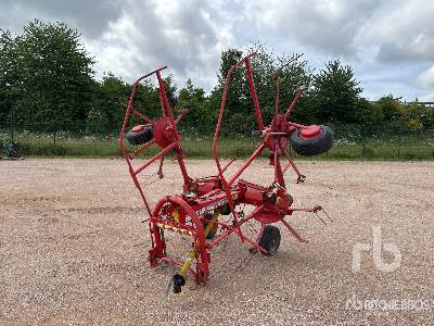 SIP SPIDER 555 PRO 5500 mm 3-Point Rotor Faneuse - Сіноворушилка: фото 1 SIP SPIDER 555 PRO 5500 mm 3-Point Rotor Faneuse - Сіноворушилка: фото 1