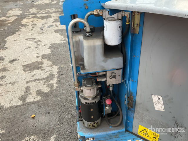 2014 Genie QS15 Vertical Mast Lift - Вертикальний щогловий підйомник: фото 5 2014 Genie QS15 Vertical Mast Lift - Вертикальний щогловий підйомник: фото 5