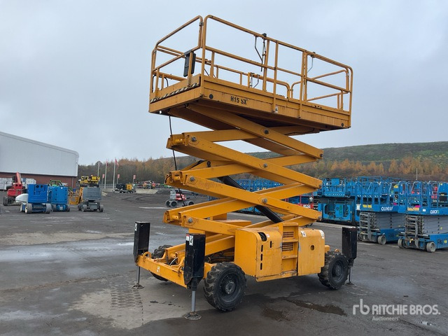 2014 Haulotte H15SDX 4x4 Diesel Scissor Lift - Ножичний підйомник: фото 1 2014 Haulotte H15SDX 4x4 Diesel Scissor Lift - Ножичний підйомник: фото 1