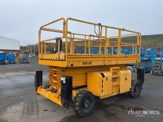 2014 Haulotte H15SDX 4x4 Diesel Scissor Lift - Ножичний підйомник: фото 3 2014 Haulotte H15SDX 4x4 Diesel Scissor Lift - Ножичний підйомник: фото 3