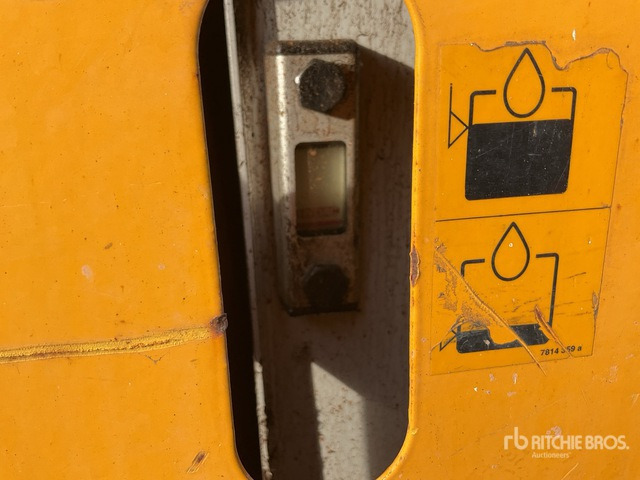 2014 Haulotte H18SDX 4x4 Diesel Scissor Lift - Ножичний підйомник: фото 5 2014 Haulotte H18SDX 4x4 Diesel Scissor Lift - Ножичний підйомник: фото 5