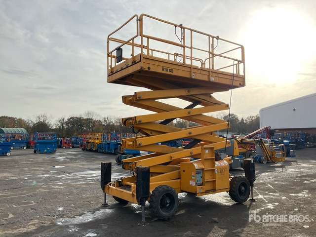 2014 Haulotte H18SDX 4x4 Diesel Scissor Lift - Ножичний підйомник: фото 1 2014 Haulotte H18SDX 4x4 Diesel Scissor Lift - Ножичний підйомник: фото 1