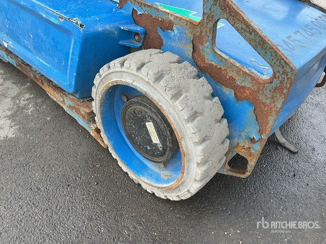 2015 Haulotte Star 10 Vertical Mast Lift - Вертикальний щогловий підйомник: фото 5 2015 Haulotte Star 10 Vertical Mast Lift - Вертикальний щогловий підйомник: фото 5