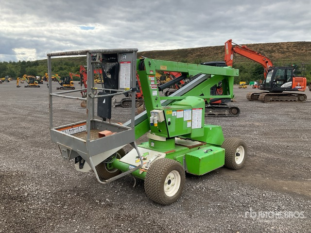 2015 Nifty-Lift HR12NDE 2WD Hybrid Articulating Boom Lift - Колінчастий підйомник: фото 4 2015 Nifty-Lift HR12NDE 2WD Hybrid Articulating Boom Lift - Колінчастий підйомник: фото 4