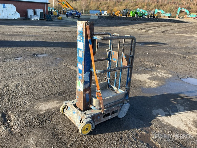 2015 Power Tower Peco Vertical Mast Lift - Вертикальний щогловий підйомник: фото 3 2015 Power Tower Peco Vertical Mast Lift - Вертикальний щогловий підйомник: фото 3