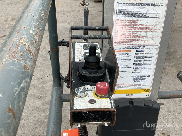 2020 Power Tower Nano SP Plus Vertical Mast Lift - Вертикальний щогловий підйомник: фото 5 2020 Power Tower Nano SP Plus Vertical Mast Lift - Вертикальний щогловий підйомник: фото 5