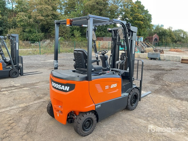 2023 Doosan B25X-7 PLUS 2023 Doosan B25X-7 PLUS 2500 kg Electric Forklift - (Unused) Electric Forklift - Електронавантажувач: фото 3 2023 Doosan B25X-7 PLUS 2023 Doosan B25X-7 PLUS 2500 kg Electric Forklift - (Unused) Electric Forklift - Електронавантажувач: фото 3