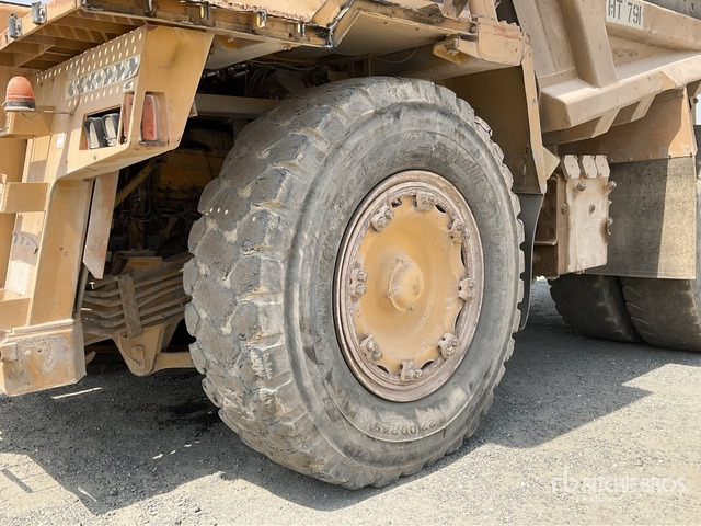 1994 Komatsu HD785-3 - Кар'єрний самоскид: фото 5 1994 Komatsu HD785-3 - Кар'єрний самоскид: фото 5