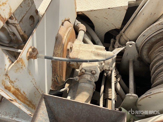 1999 Sterling 6x4 (Inoperable) Drill Truck - Бурова установка: фото 5 1999 Sterling 6x4 (Inoperable) Drill Truck - Бурова установка: фото 5