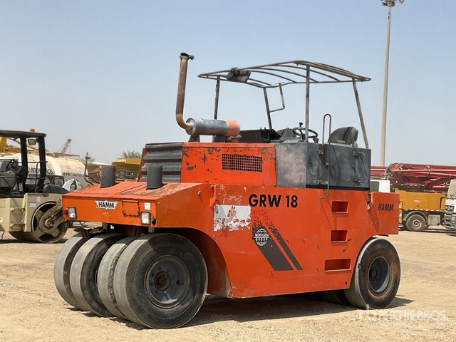 2004 Hamm GRW18 8 Wheel Pneumatic Roller - Коток пневмоколісний: фото 2 2004 Hamm GRW18 8 Wheel Pneumatic Roller - Коток пневмоколісний: фото 2