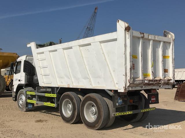 2005 Volvo FM12-380 6x4 T/A Dump Truck - Самоскид вантажівка: фото 2 2005 Volvo FM12-380 6x4 T/A Dump Truck - Самоскид вантажівка: фото 2