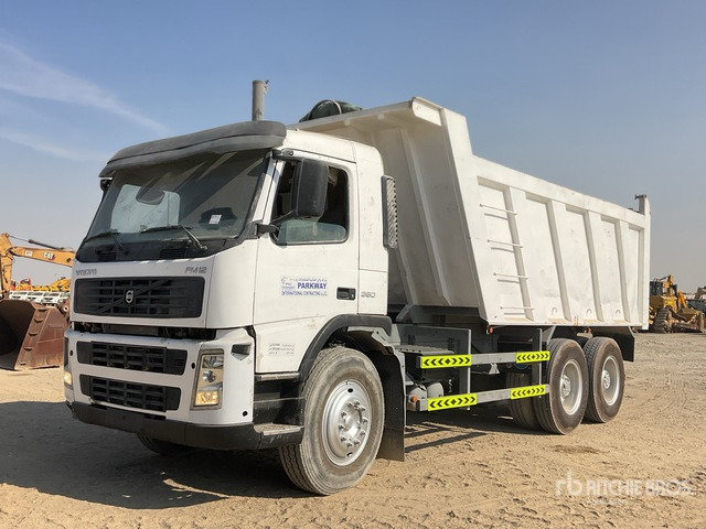 2005 Volvo FM12-380 6x4 T/A Dump Truck - Самоскид вантажівка: фото 1 2005 Volvo FM12-380 6x4 T/A Dump Truck - Самоскид вантажівка: фото 1