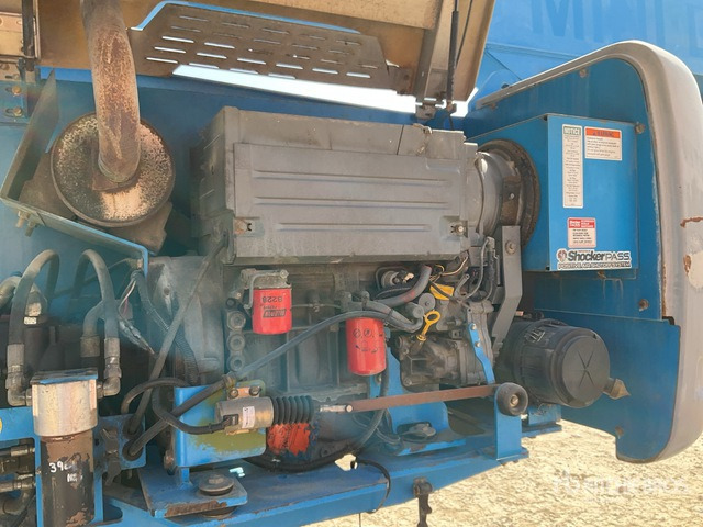 2006 Genie Z135/70 4WD Diesel Articulating Boom Lift - Колінчастий підйомник: фото 5 2006 Genie Z135/70 4WD Diesel Articulating Boom Lift - Колінчастий підйомник: фото 5