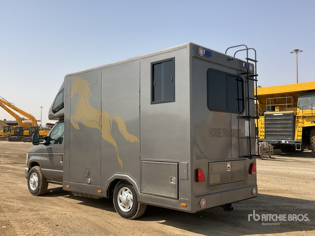 2008 Ford F-350 4x2 Horse Transporting Truck :Misc. Truck - Коневоз: фото 3 2008 Ford F-350 4x2 Horse Transporting Truck :Misc. Truck - Коневоз: фото 3