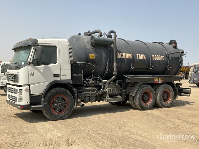 2008 Volvo FM400 6x4 20000 Liters Vacuum Tanker Truck - Асенізатори: фото 1 2008 Volvo FM400 6x4 20000 Liters Vacuum Tanker Truck - Асенізатори: фото 1