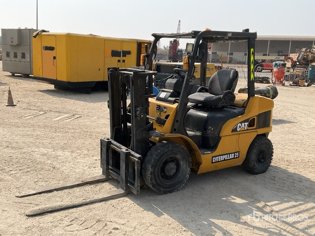 2010 Cat DP25NT 2.5 ton Forklift - Дизельний навантажувач: фото 2 2010 Cat DP25NT 2.5 ton Forklift - Дизельний навантажувач: фото 2