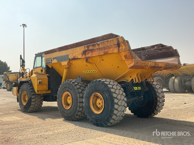 2011 Komatsu HM400-2R Articulated Dump Truck - Шарнірний самоскид: фото 4 2011 Komatsu HM400-2R Articulated Dump Truck - Шарнірний самоскид: фото 4