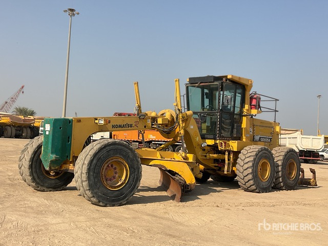 2012 Komatsu GD825A-2 Motor Grader - Грейдер: фото 1 2012 Komatsu GD825A-2 Motor Grader - Грейдер: фото 1