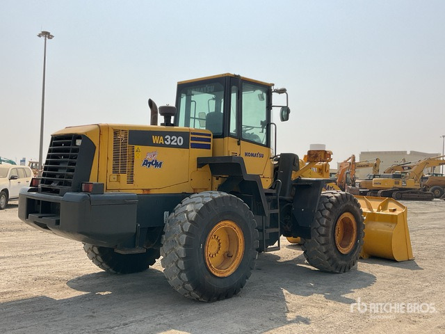 2014 Komatsu WA320-5 - Колісний навантажувач: фото 4 2014 Komatsu WA320-5 - Колісний навантажувач: фото 4